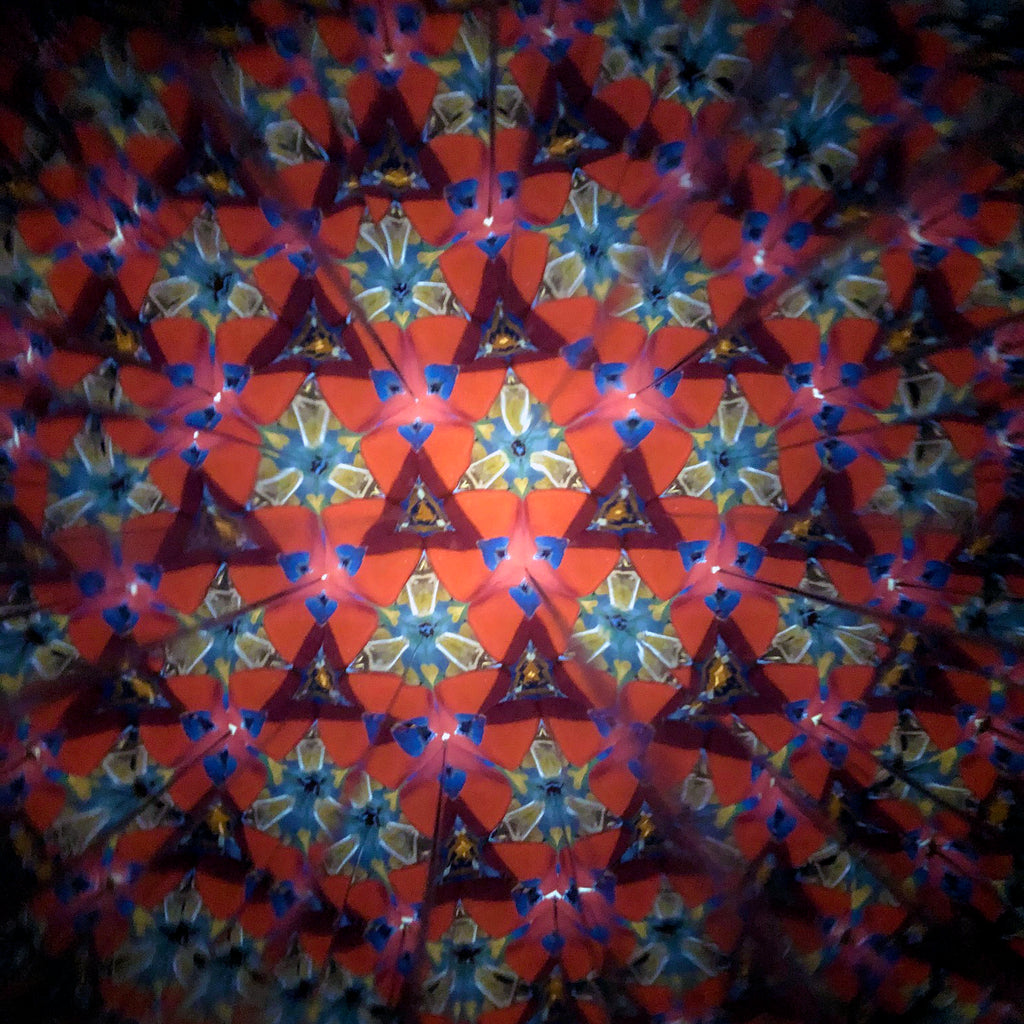 Kaleidoscopic image